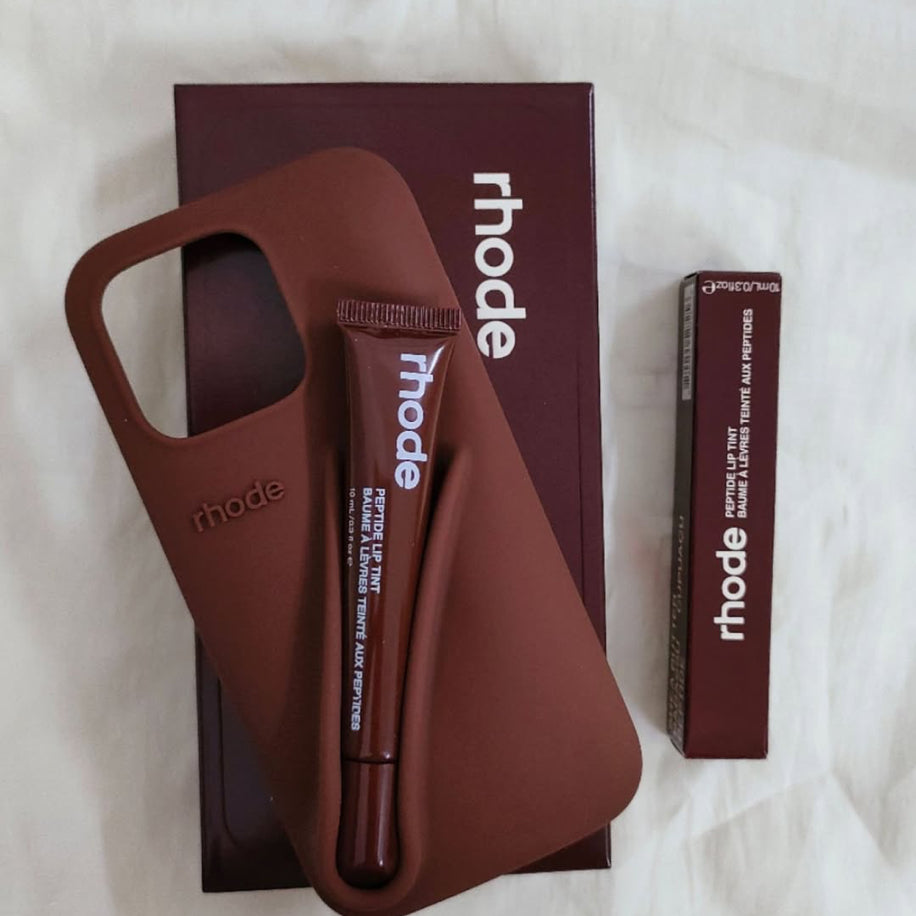 Rhode Kahve Gloss’lu Silikon Kılıf
