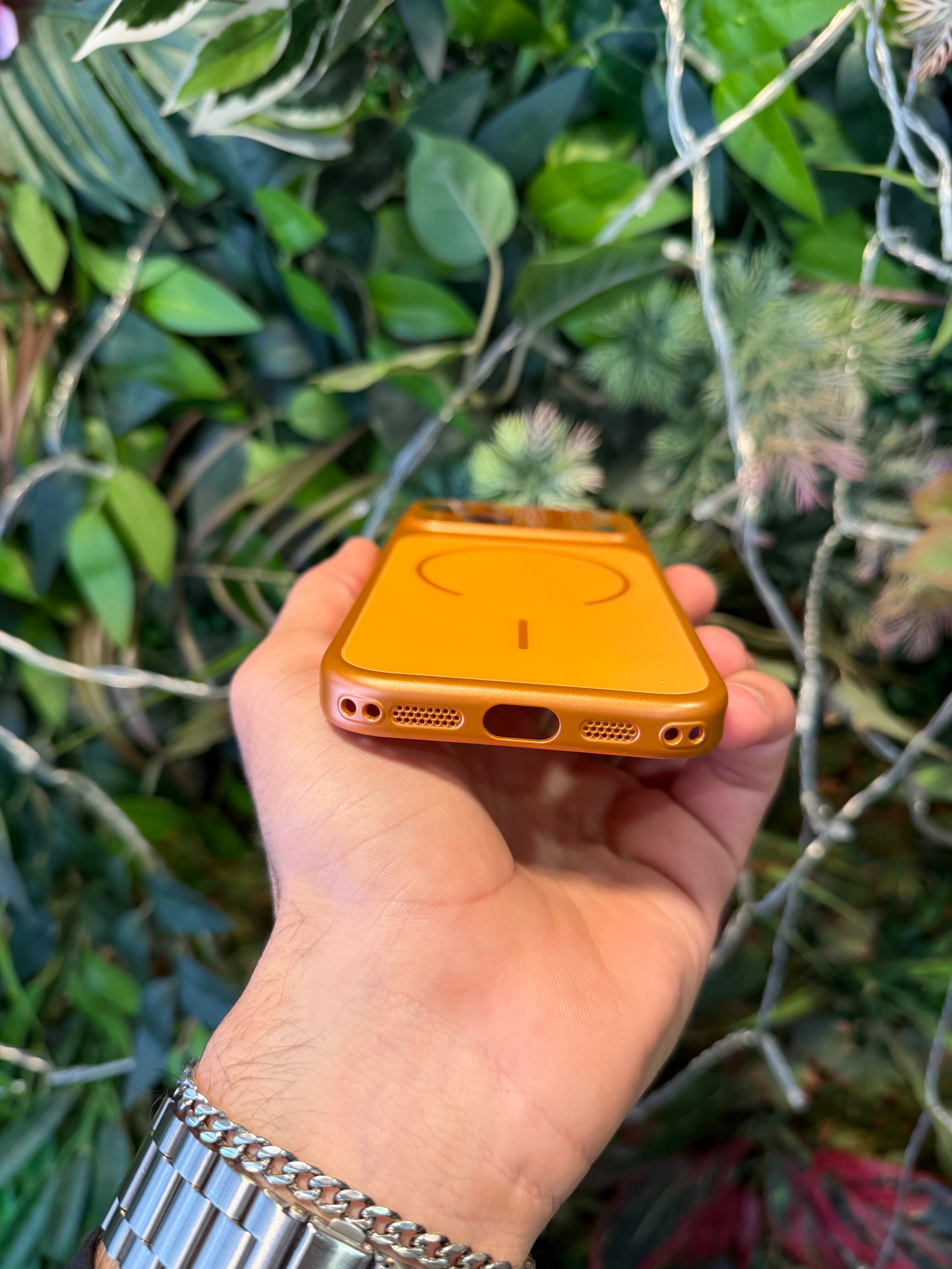 Dönüşüm Kılıfı Turuncu Mika Magsafe Kılıf 17 Görünümlü