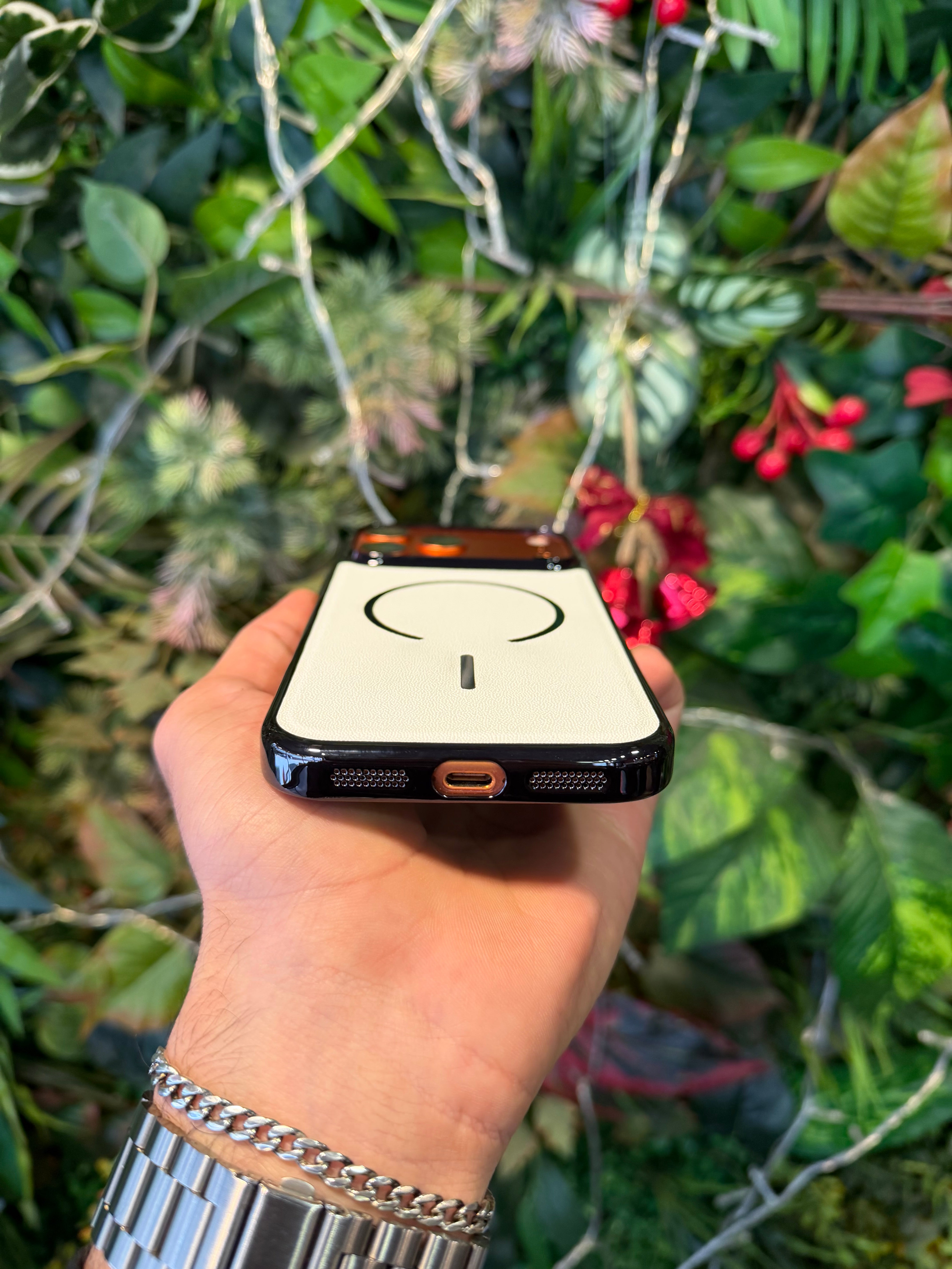 Magsafe Beyaz Kılıf Mika Premium Model
