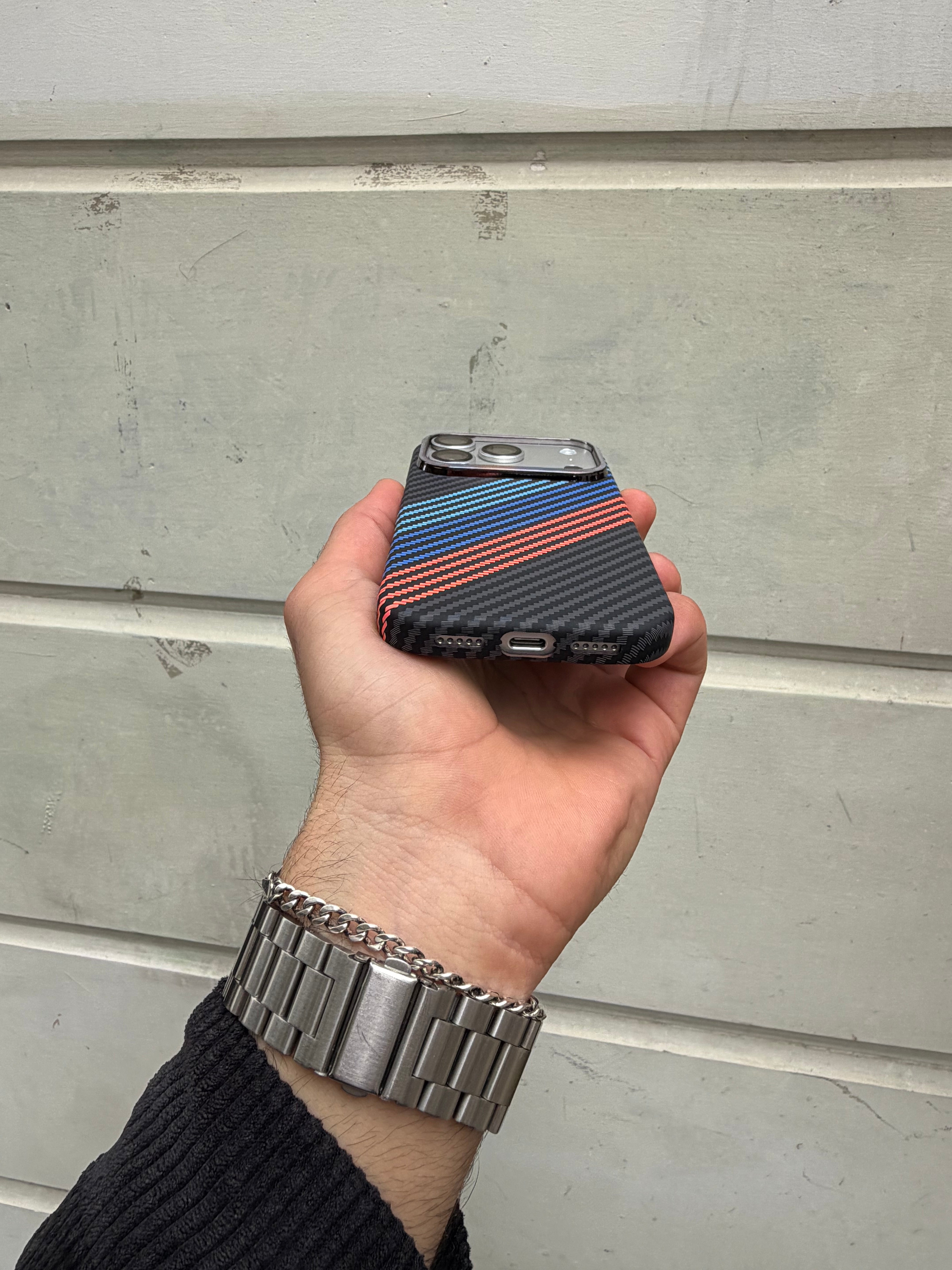Karbon Magsafe Kılıf Mika Premium