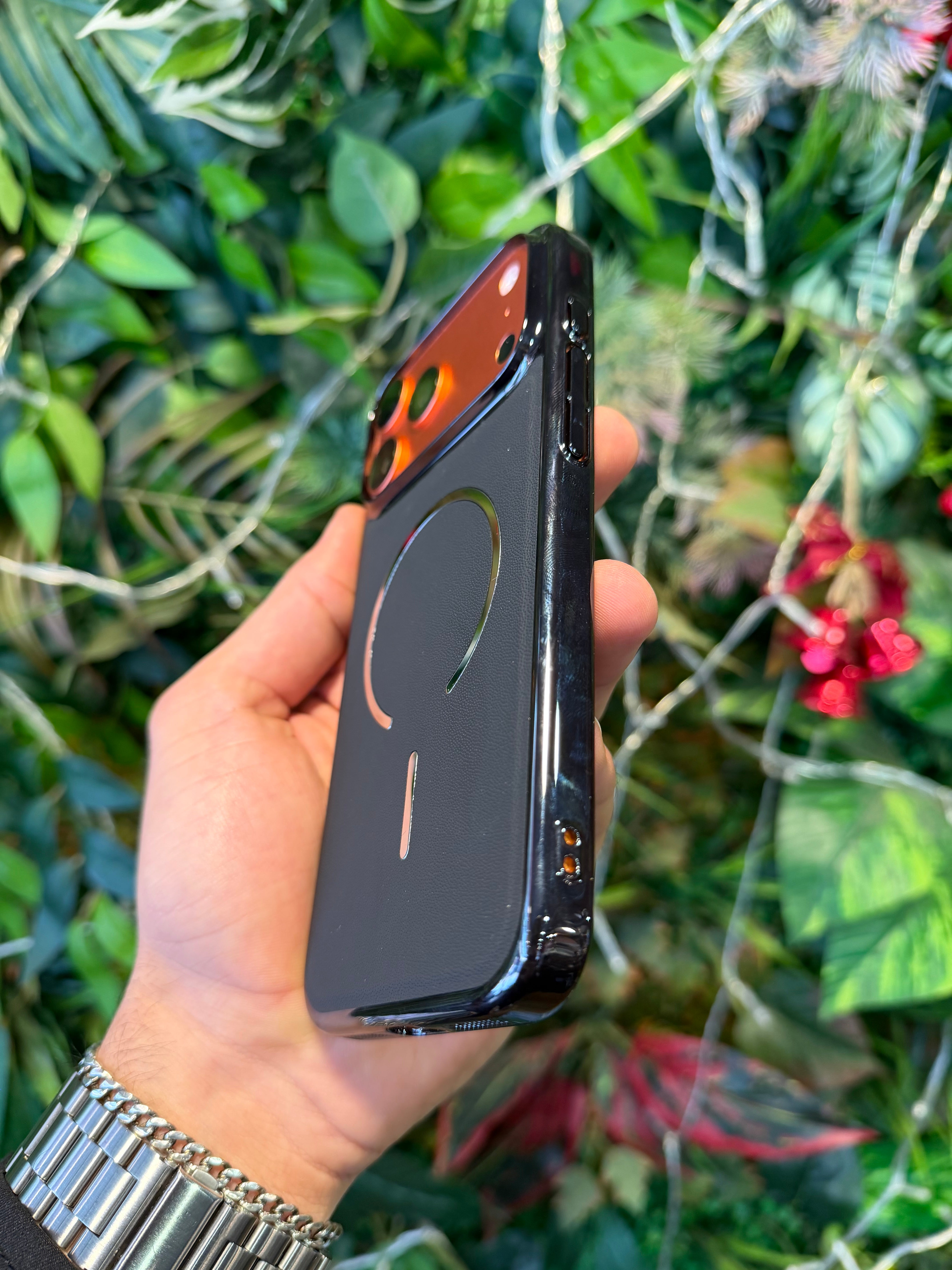 Magsafe Siyah Kılıf Mika Premium Model